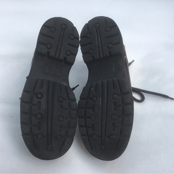 Dr. Martens Brown Oxfords Classic Design - Picture 2 of 9